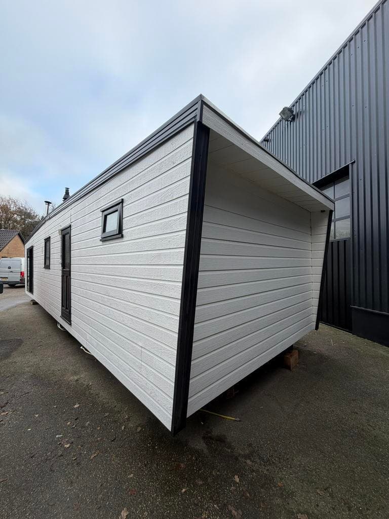 Chalet 13,00 x 4,00 m met CV — thumbnail 3